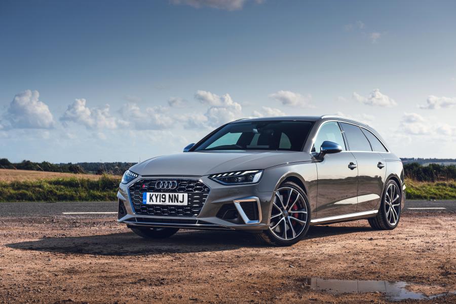  Audi S4 Avant TDI (B9) 2019 года  (UK) (фото 7 из 40)